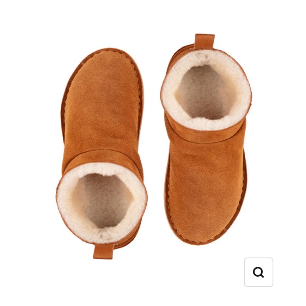 Vibae Shearling Ankle Boots